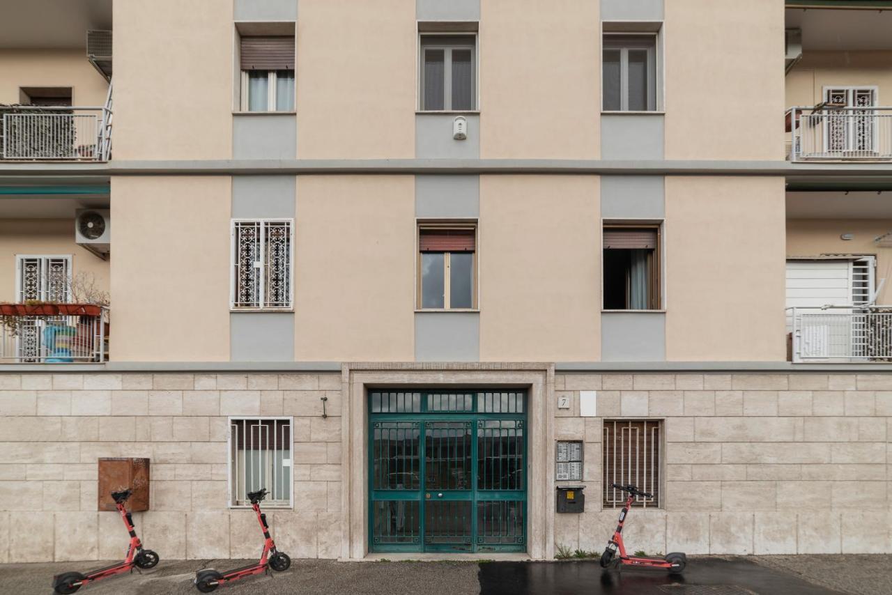Sunny Apartment Piramide Ρώμη Εξωτερικό φωτογραφία